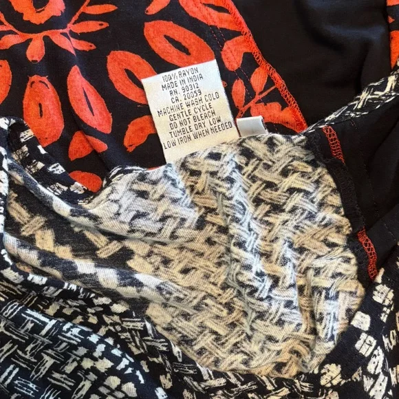 Parsley and sage mixed pattern boho artsy tunic, medium - Picture 8 of 8